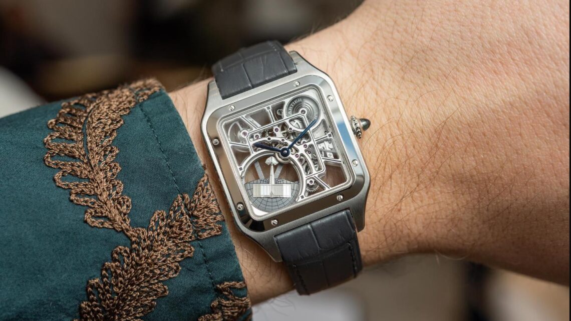 Die Cartier Santos Dumont Micro Rotor replica uhren besteht aus Edelstahl